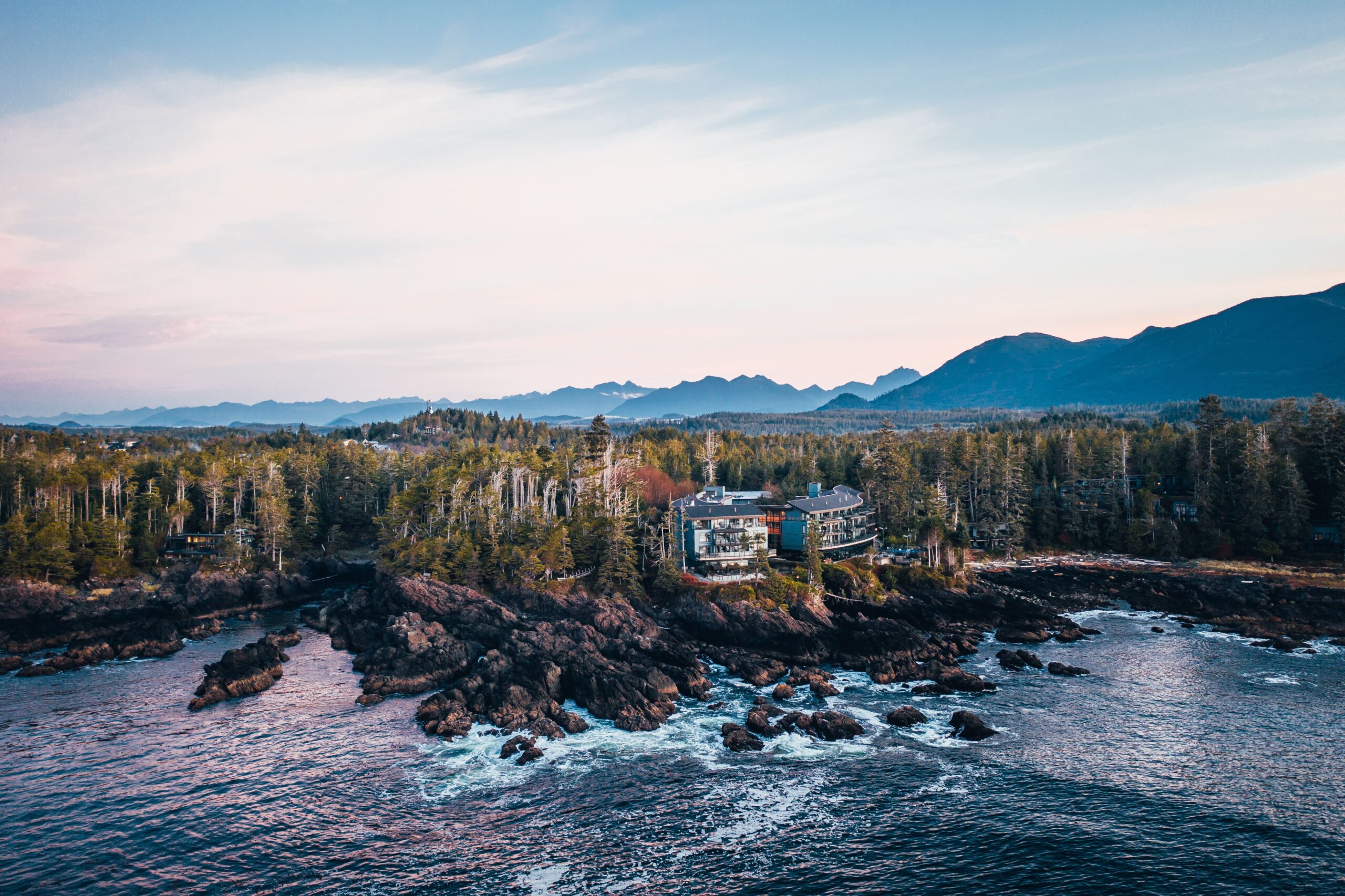 Black Rock Oceanfront Resort, vue aérienne au coucher du soleil